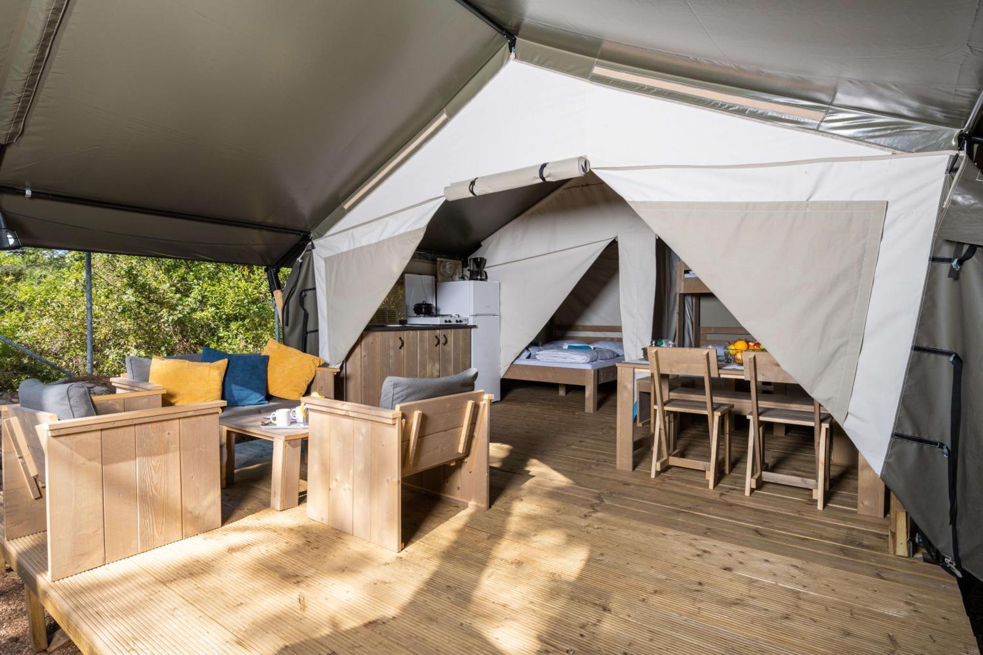 Easyatent Safari Tent Lanterna Cervar-Porat Room photo