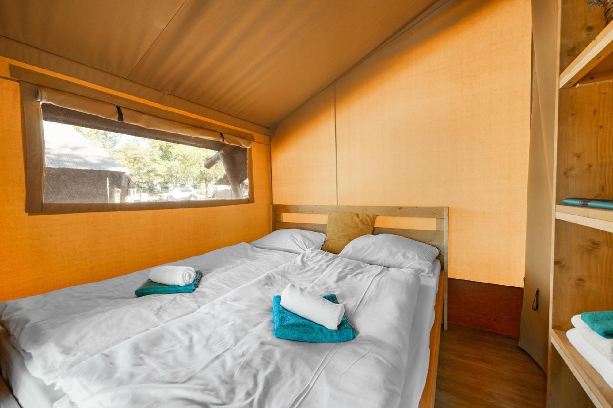 Easyatent Safari Tent Lanterna Cervar-Porat Room photo