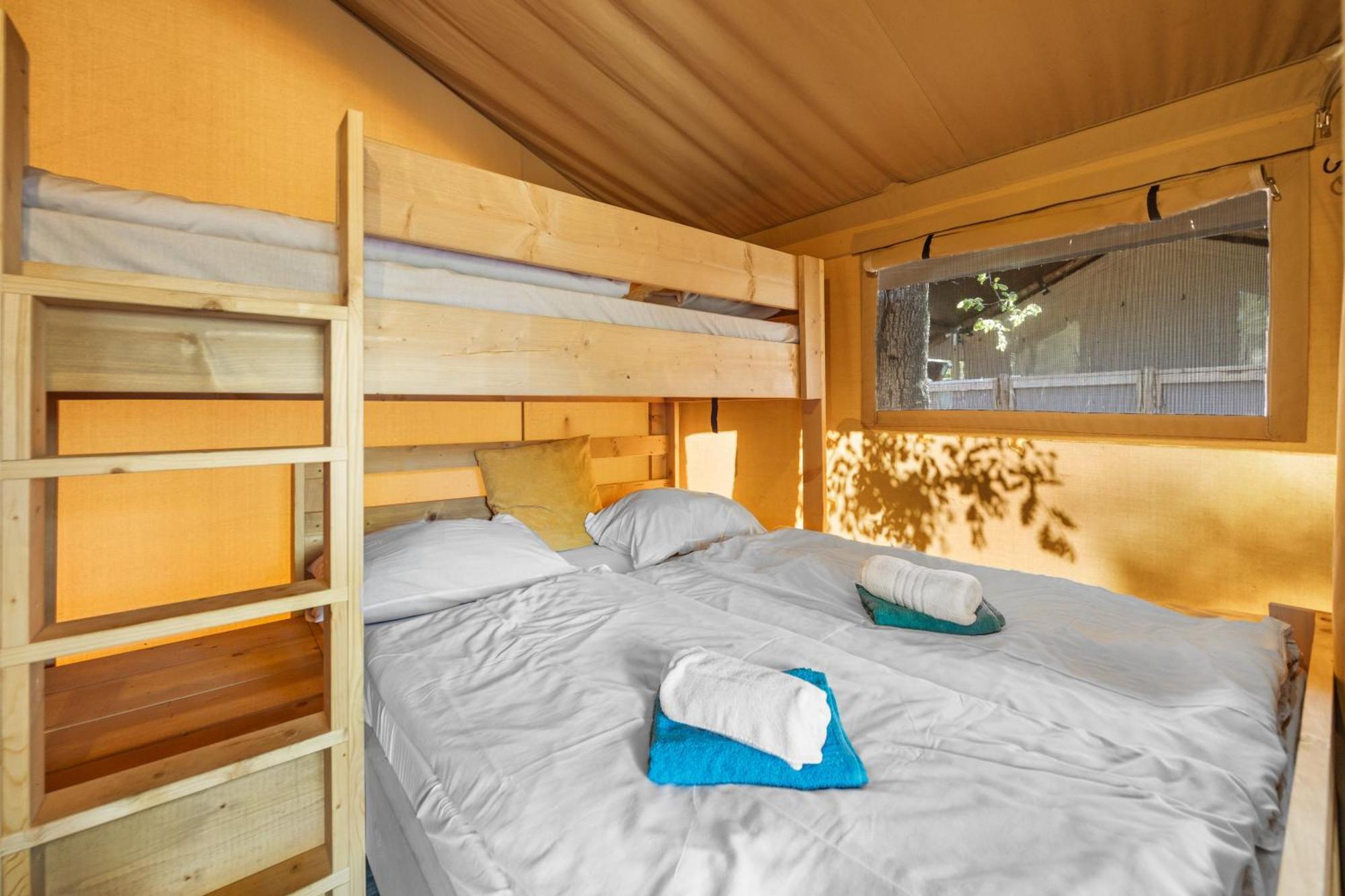 Easyatent Safari Tent Lanterna Cervar-Porat Room photo