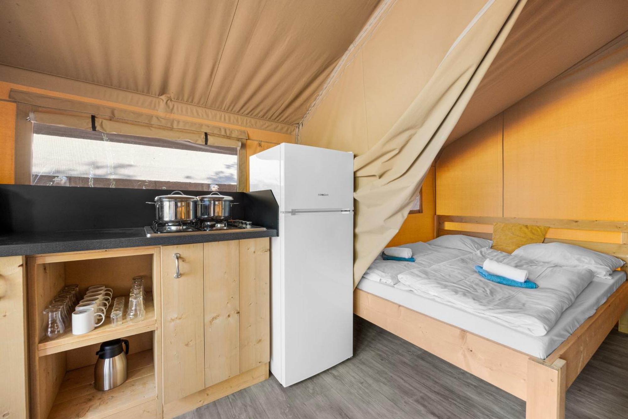 Easyatent Safari Tent Lanterna Cervar-Porat Room photo