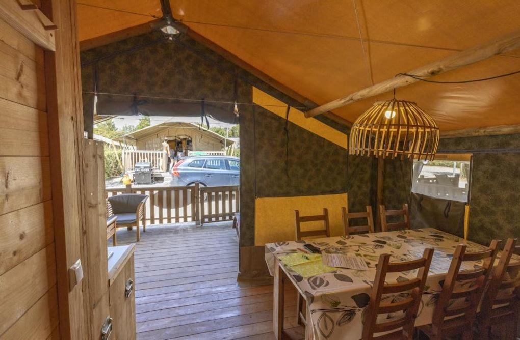 Easyatent Safari Tent Lanterna Cervar-Porat Room photo